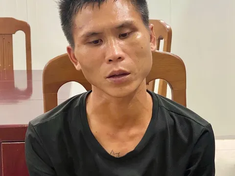 Khống chế đối tượng mang dao xông vào trụ sở chém bị thương Phó Trưởng Công an xã