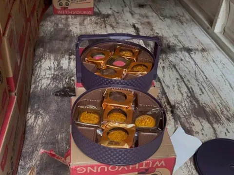Phát hiện, tạm giữ 2.500 bánh Trung thu nhập lậu tại Hà Nội