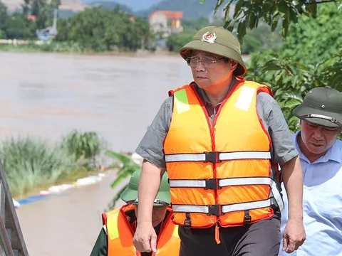 Triển khai đồng bộ, quyết liệt các giải pháp khắc phục hậu quả thiên tai sau bão số 11