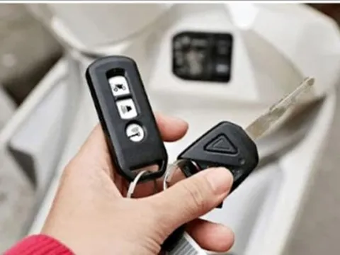 Bạn mượn xe rồi mang đi cầm cố, chủ xe có đòi lại được không?