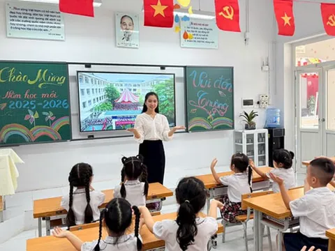 Bộ Nội vụ góp ý về đề xuất chính sách tiền lương, chế độ phụ cấp đối với nhà giáo