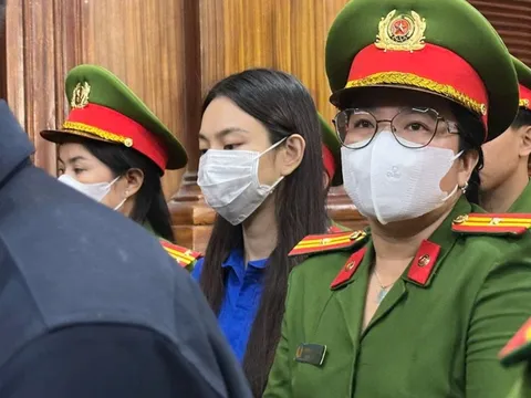 Hoa hậu Thùy Tiên, Quang Linh vlog và đồng phạm hầu tòa