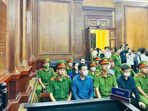 Vụ án kẹo Kera: Thùy Tiên, Quang Linh, Hằng Du Mục cùng lãnh 2 năm tù