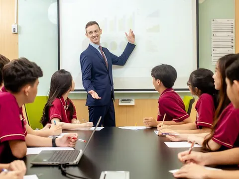 Đề xuất quy định quản lý người nước ngoài làm việc tại các cơ sở giáo dục của Việt Nam