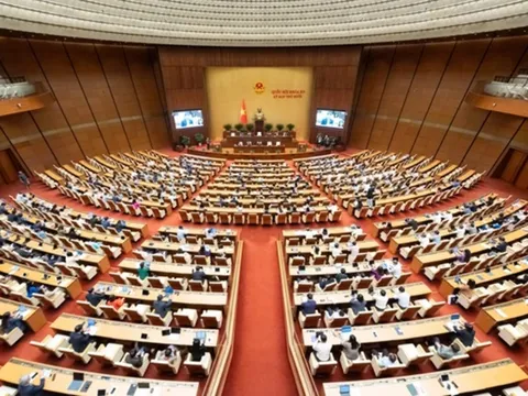 Chủ tịch Quốc hội ký ban hành Nghị quyết về kế hoạch phát triển KT-XH năm 2026