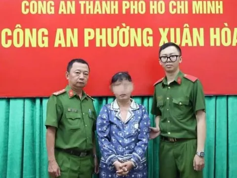 Tạm giữ người giúp việc trộm vàng của chủ nhà giấu trong bồn vệ sinh