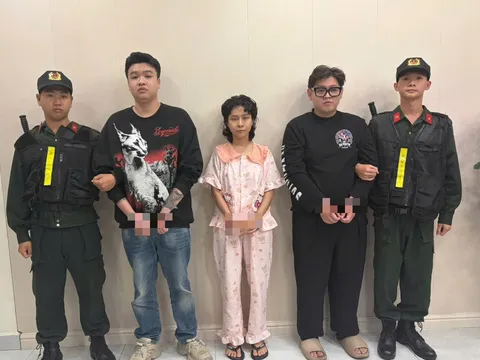 Bóc trần thủ đoạn tinh vi mua bán, giao nhận khí cười tận nơi cho khách hàn