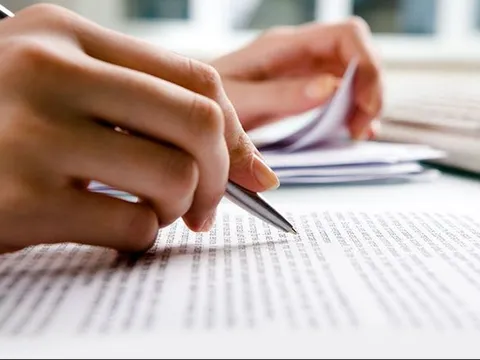 Đẩy nhanh tiến độ xây dựng, ban hành văn bản quy định chi tiết luật, pháp lệnh, nghị quyết