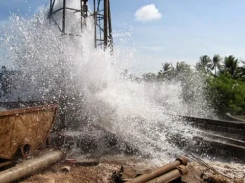 Điều kiện cấp giấy phép khai thác tài nguyên nước và thăm dò nước dưới đất