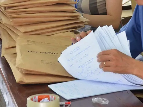 Nhân vụ cô giáo cố ý hạ điểm học sinh