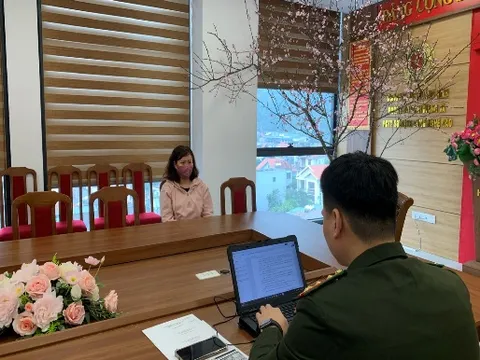 Tự ý tổ chức đổi tiền để hưởng chênh lệch là vi phạm pháp luật