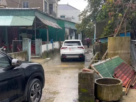 Những cái tôi không chịu lùi