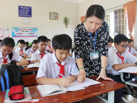 Chứng chỉ sư phạm cũ có đủ điều kiện thi tuyển giáo viên THCS?