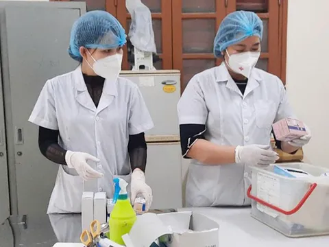 Viên chức y tế muốn chuyển chức danh cần điều kiện gì?