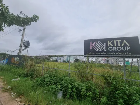 Dân bức xúc vì cho rằng dự án của Kita Group gây ngập lụt nghiêm trọng