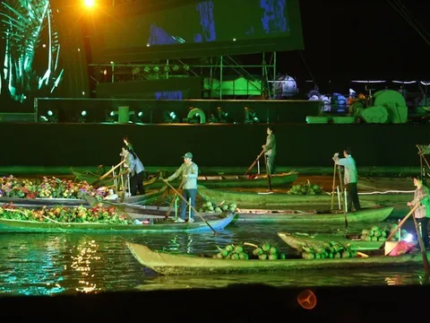 Đến Cảng Sài Gòn, nghe 'Dòng sông kể chuyện'