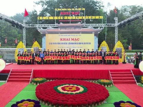 Hàng nghìn du khách về dự Lễ khai hội chùa Bổ Đà năm 2024