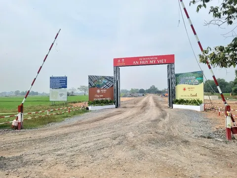 Chủ đầu tư dự án An Huy Mỹ Việt nói không biết dự án đang bán hàng