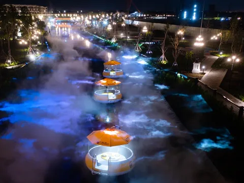 Lạc vào thế giới cổ tích trên Dòng sông Ánh sáng tại TP Thiên niên kỷ T&T City Millennia