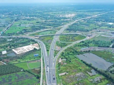 Nhật ký bất động sản 28/11: T&T muốn làm KĐT thể thao 1,2 tỷ USD tại Bắc Ninh, Đèo Cả làm cao tốc TP. HCM - Mỹ Thuận 36.000 tỷ