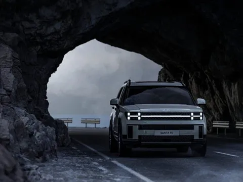 Hyundai Santa Fe 2024 chính thức lộ diện