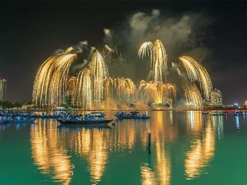 Đà Nẵng: Nhiều sản phẩm du lịch mới ra đời, doanh thu gần 13.000 tỷ đồng