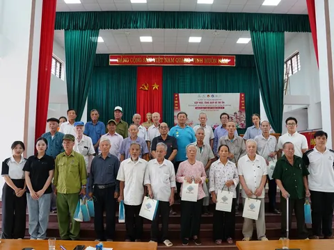 Phòng khám St. Paul thực hiện chương trình “Ghi công ơn - Đáp nghĩa tình”