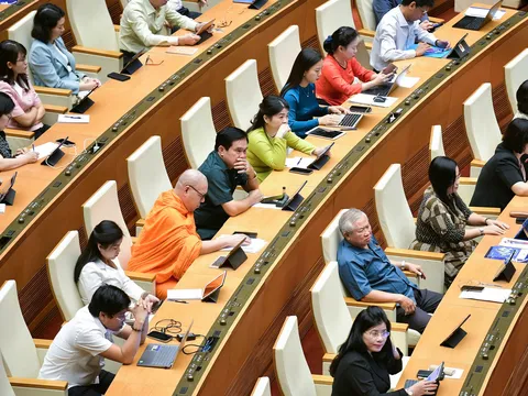 Thống đốc Ngân hàng: Mặt bằng lãi suất đã giảm khá nhiều, không cấm cho vay bất động sản