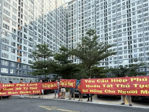 Sở Tài nguyên và Môi trường cấp "sổ hồng" bít lối ra của 930 hộ dân chung cư?