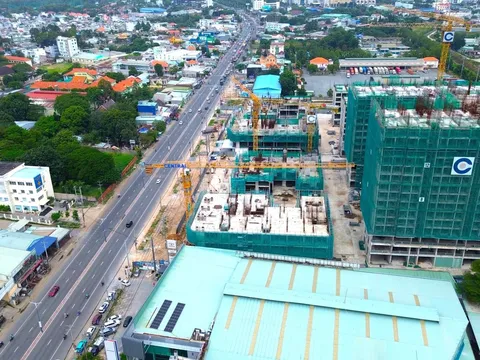 Doanh nghiệp được Phát Đạt sử dụng “chui” tiền vay từ trái phiếu trả nợ hàng nghìn tỷ là chủ đầu tư dự án Astral City