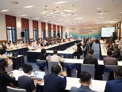 Thị trường bất động sản vẫn diễn ra hiện tượng “tạo giá ảo”, “thổi giá”