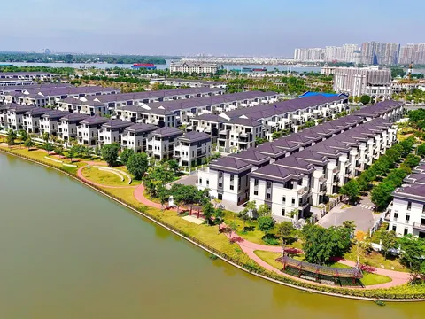 Nhật ký bất động sản 15/11: Novaland lộ diện bước tiến tại Aqua City, NƠXH iD Town tạm tính 23 triệu/m2
