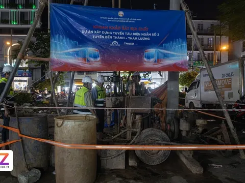 Xuyên đêm khoan khảo sát địa chất tại ga metro số 2 TP.HCM