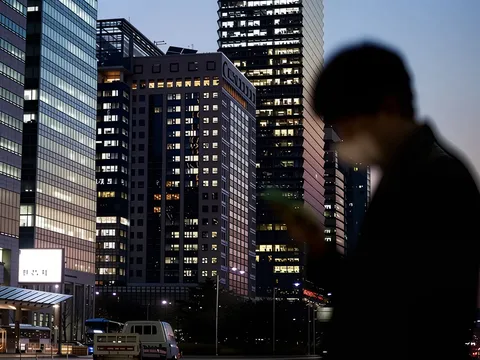 Nhà đầu tư bất động sản cần làm gì khi lãi suất tăng nóng