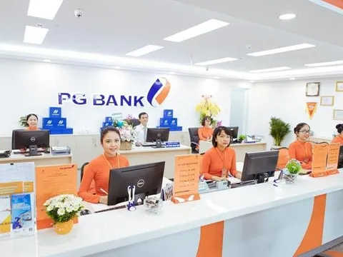 Người nhà lãnh đạo đồng loạt thoái vốn tại PG Bank
